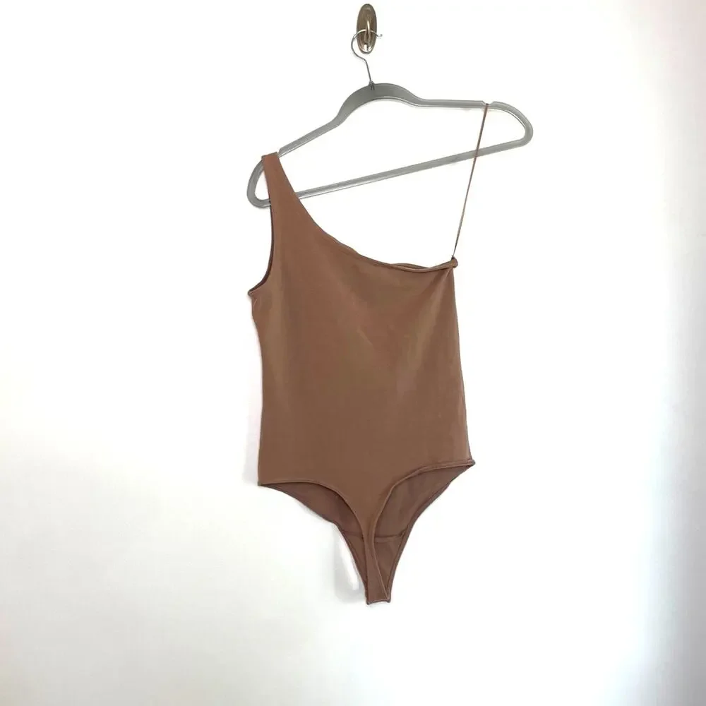 Abercrombie & Fitch Womens Soft A&F Beige One Shoulder Bodysuit Size Medium - Picture 2 of 7